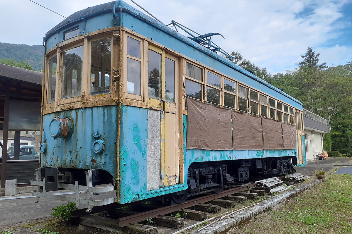 霊山こどもの村より移動を行う様子